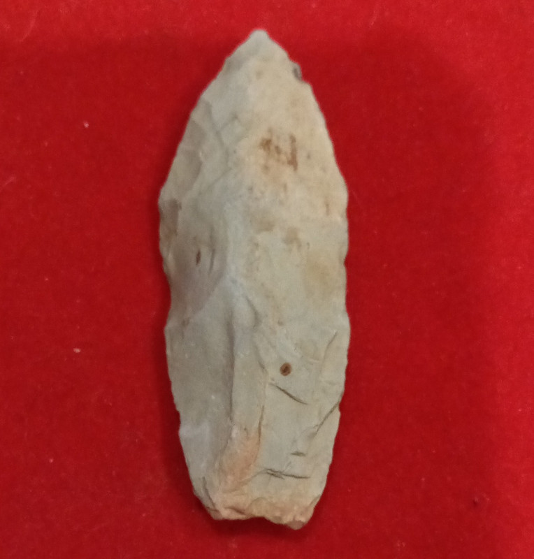Stone Spear Head / Spearhead Point Projectile, Gray, Ambidextrous