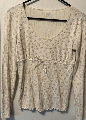Gap Body Medium Cotton Floral Delicate Style Long Sleeve Top