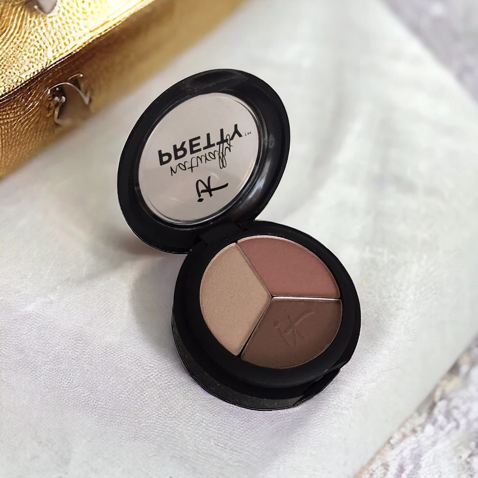 it Cosmetics Luxe High Performance Anti-Aging Eyeshadow Trio PRETTY IN SPRING - Image 3 of 4