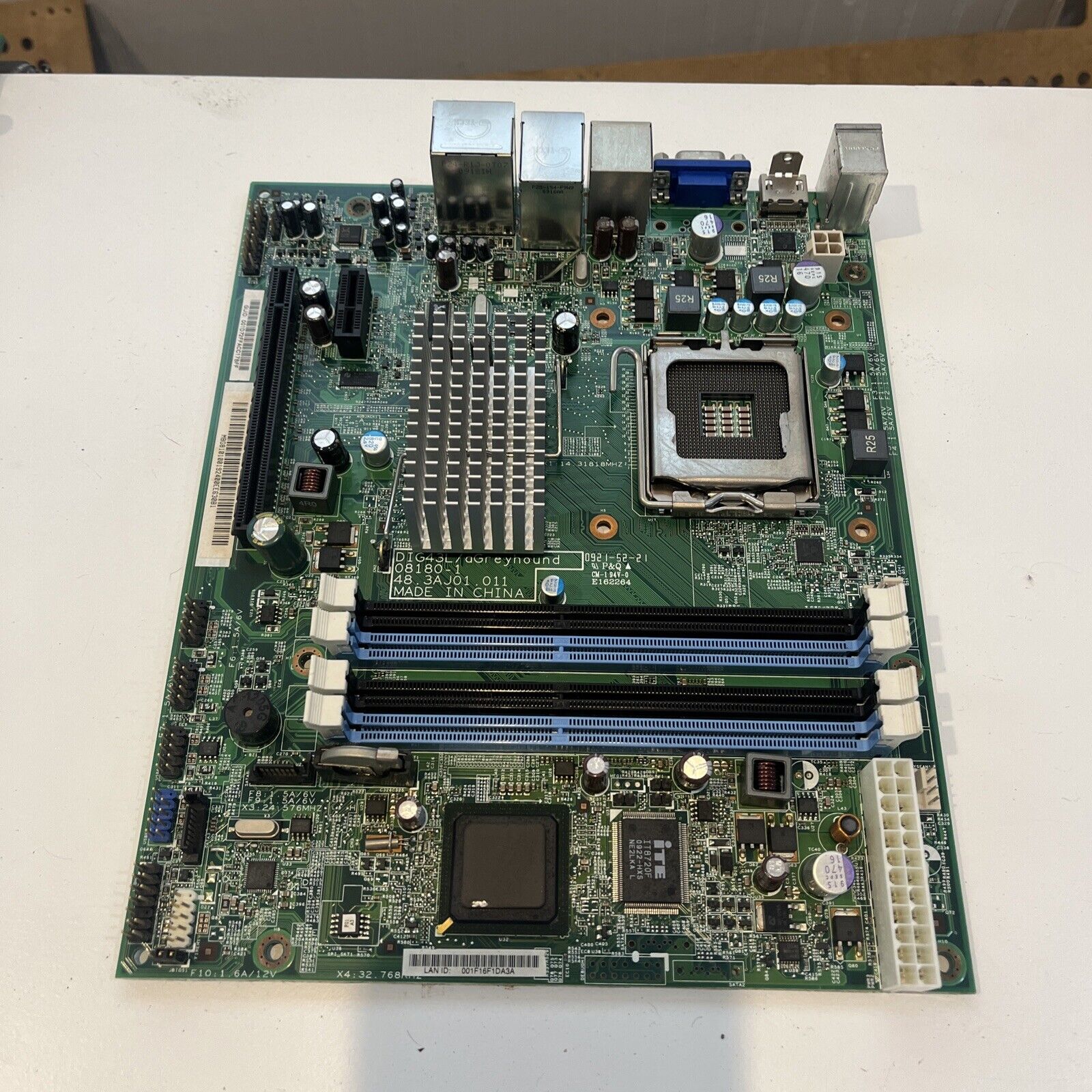 Picture 1 of 4
