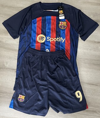 FC Barcelona Lewandowski ホームジャージ 115e8e2ad2b77401c307d1652b070c