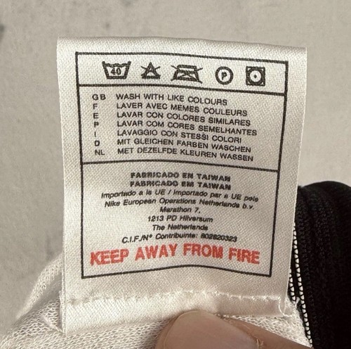 Vintage Nike Shorts Men’s Size XL Burgundy Nylon Lined White Tag 90s Logo - Picture 7 of 10