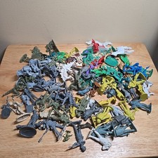 Plastic Army Military Men, Cowboys, Indians, Astronauts, Assorted 1LB Of Figures