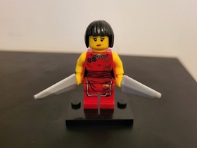 LEGO Ninjago Nya The Golden Weapons Red Robe minifigure 2507