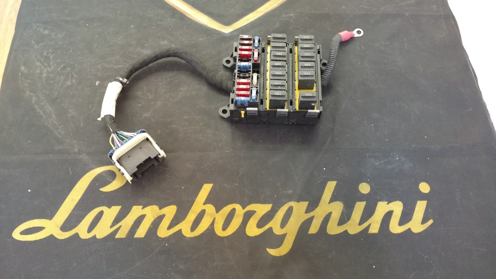 LAMBORGHINI MURCIELAGO DRIVER SIDE FUSE BOX OEM 0061014737