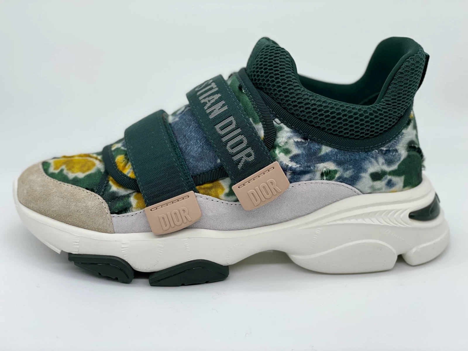 Baskets en cuir pour femmes Dior D WANDER cravate camouflage tissu techno