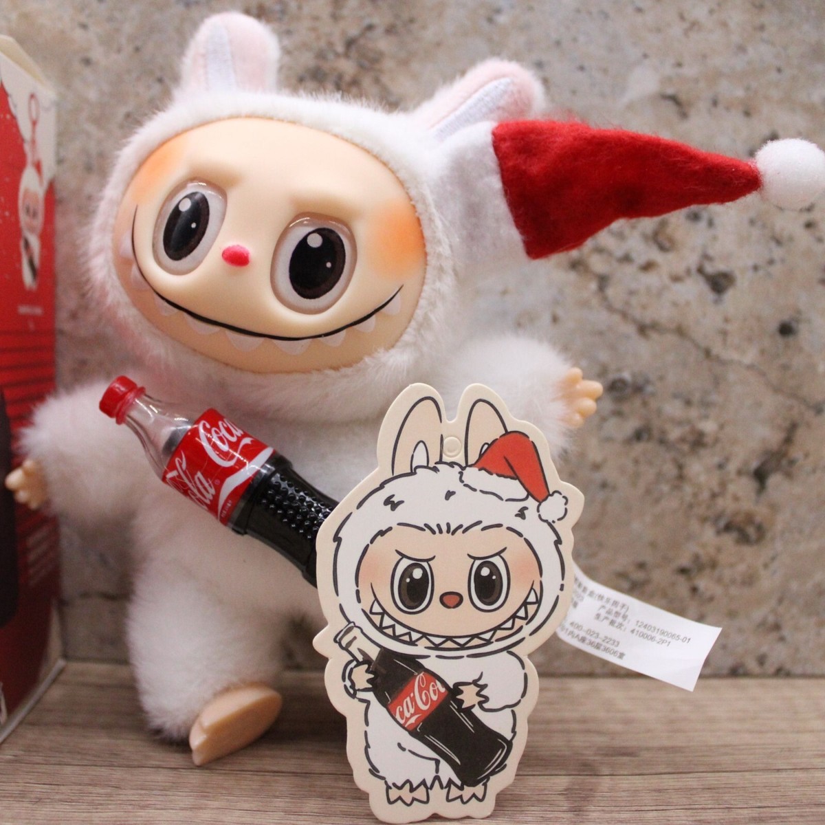【POP MART X COCA COLA】人気★ラブブドッキリキーリング POP MART THE MONSTERS Labubu Coca-Cola Series Key Chain +