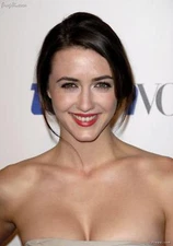 Madeline Zima Beautiful Smile 8x10 Picture Celebrity Print