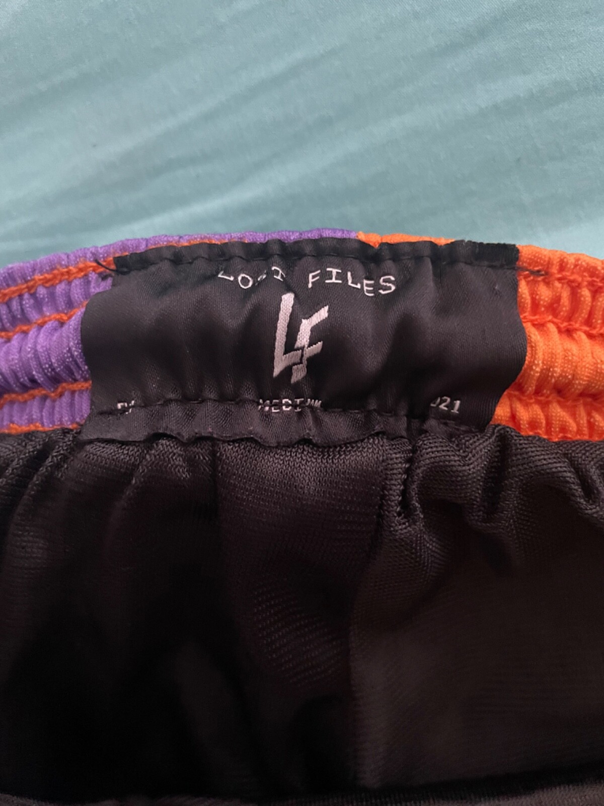 Lost Files Split Spider Web Shorts Size Medium - image 3