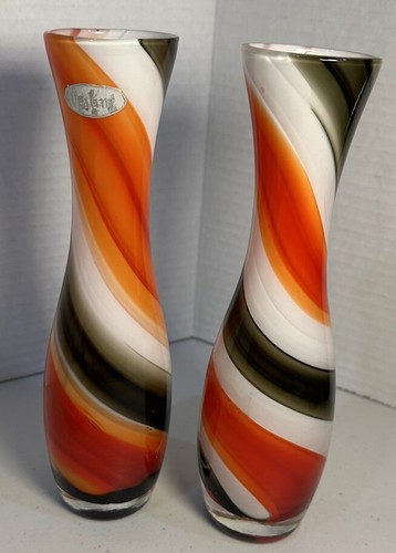 Vintage Nasco Made In Japan Pair Of Hand Blown Opaline Glass Bud Vases - Picture 2 of 4