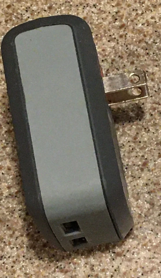 Ventev Wallport R2200 DUAL USB Rapid Travel Wall Charger B55-504A TCR2200DVN1B - Image 4 of 4