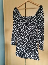 PrettyLittleThing size 10 black white petal fitted dress bow sleeve summer party