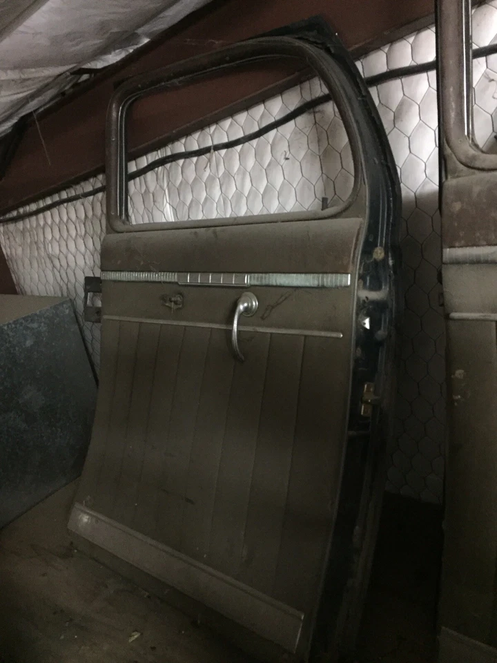 Cadillac serie 67 1941 puerta trasera derecha Foto 3 de 4