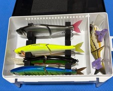 Big Bait Fishing Lure Set of 5 Fish Shape w/ Hooks Assorted Colors Box