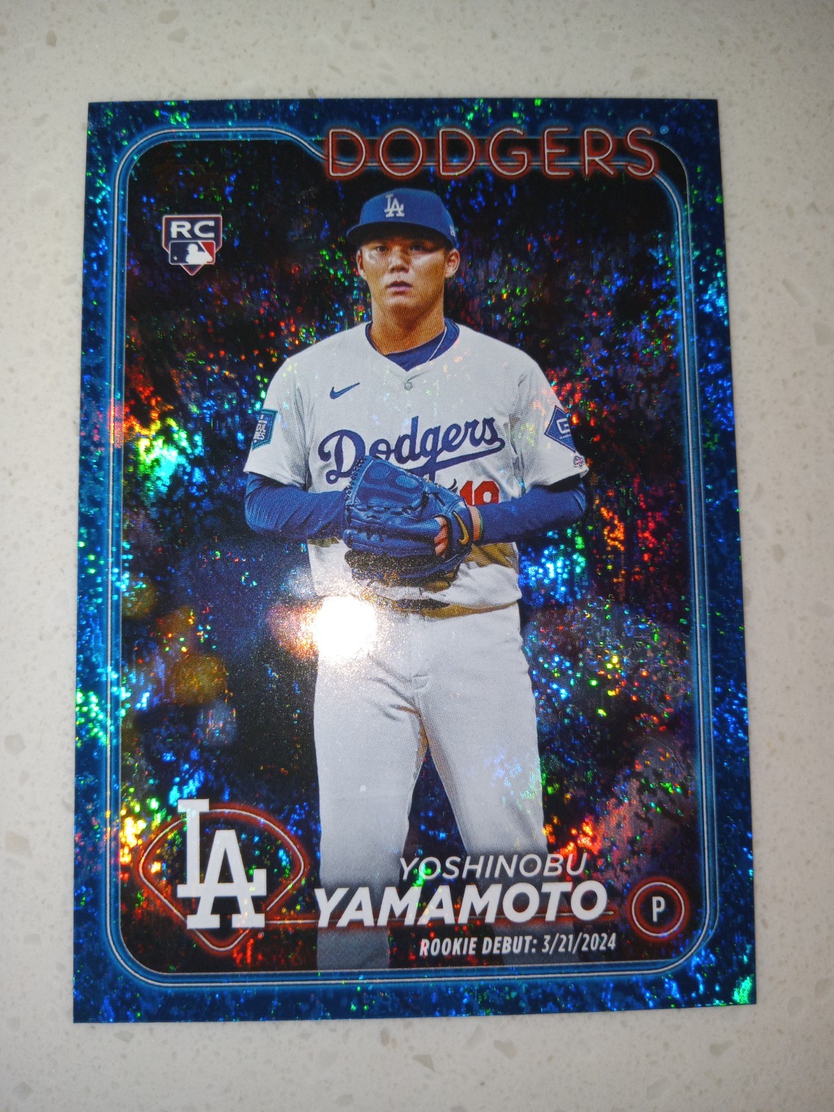 2024 Topps Update Series Yoshinobu Yamamoto #US149 Blue Holo Foil /999 (RC)
