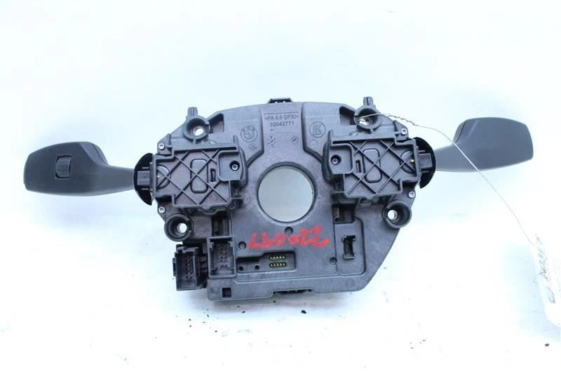 INTERRUPTOR COLUMNA 228I 320i 328D 328i 328I GT 335i 335i GT 428i 435i 12-16 1115729 Foto 2 de 4