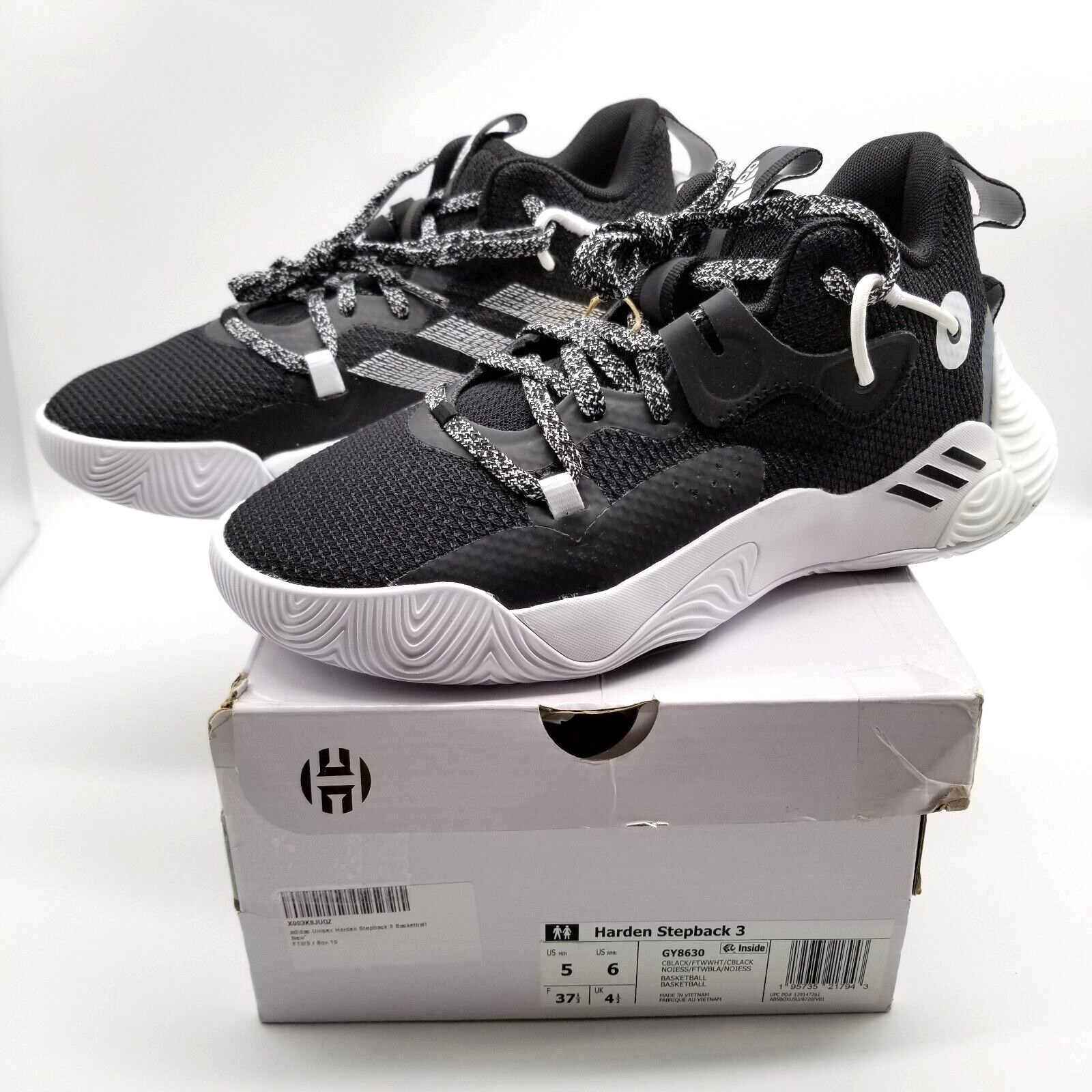 Adidas Harden Stepback Women Basketball Shoes Size 6 Black White Adidas Harden Stepback Women Basketball Shoes Size 6 Black White