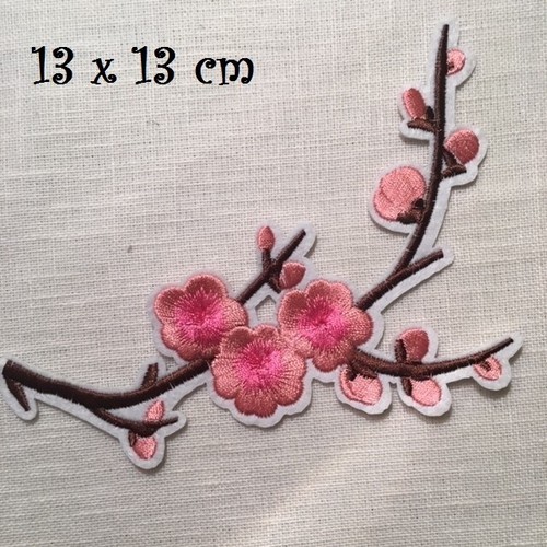 APPLIQUE PATCH ÉCUSSON thermocollant - BRANCHE FLEUR de CERISIER * 13 x 13 cm * - Picture 4 of 6