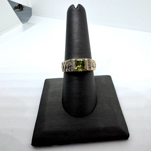 14K 585 Yellow Gold Ring with Green Stone Size: 8.5! (WMP012303) - Picture 3 of 11