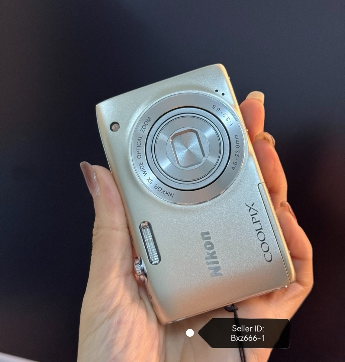 Nikon COOLPIX S3100 14.0MP 5xDigital Camera w/Batt & Case