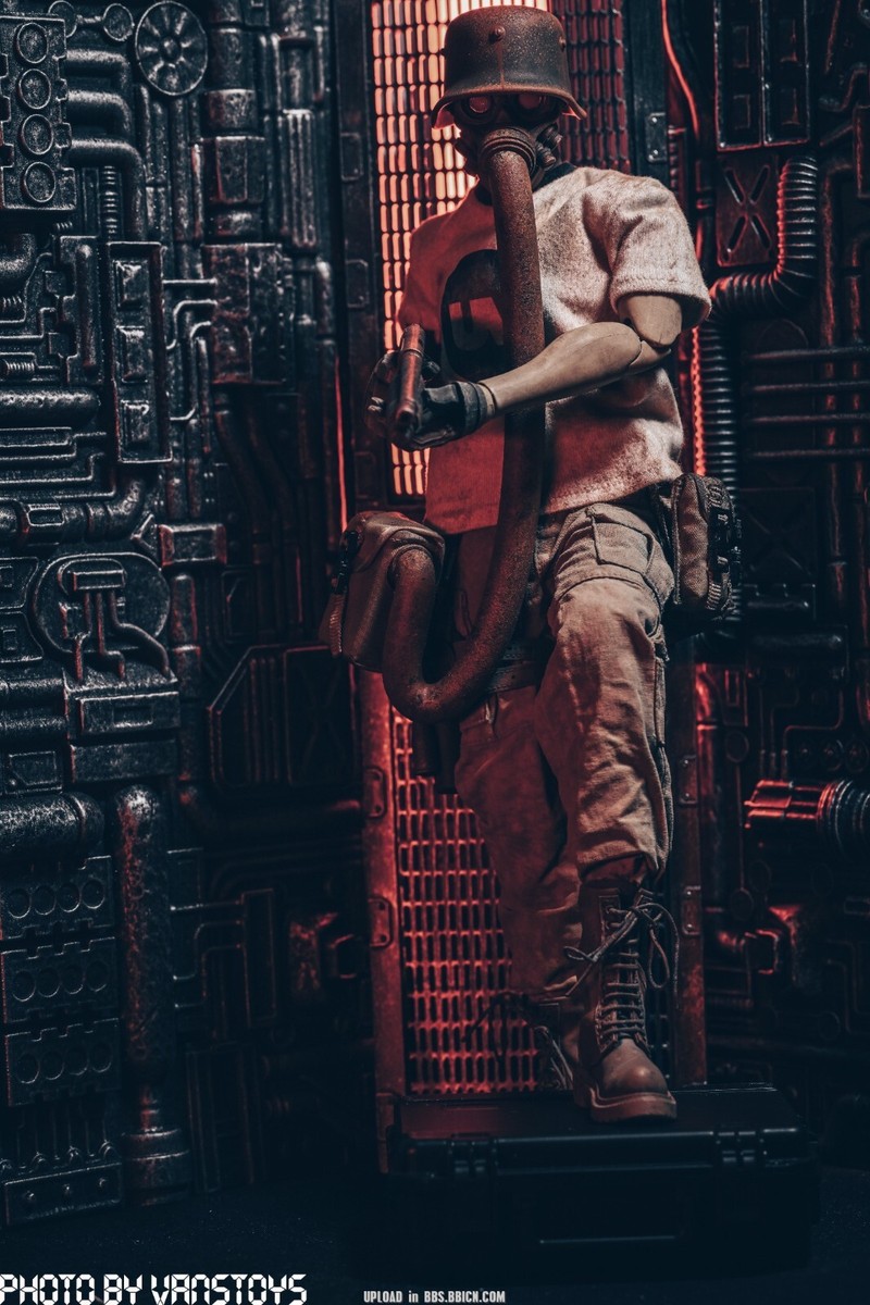 Underverse World War Robot 2 Nom De Plume 1/6 Action Figure IN