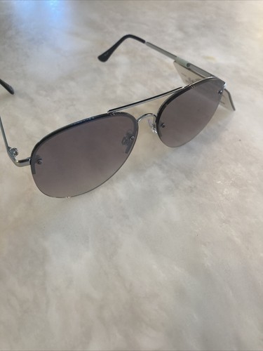 NEW SUNGLASSES Cali Blue Foster Grant PILOT Silver Mirror - Picture 8 of 11