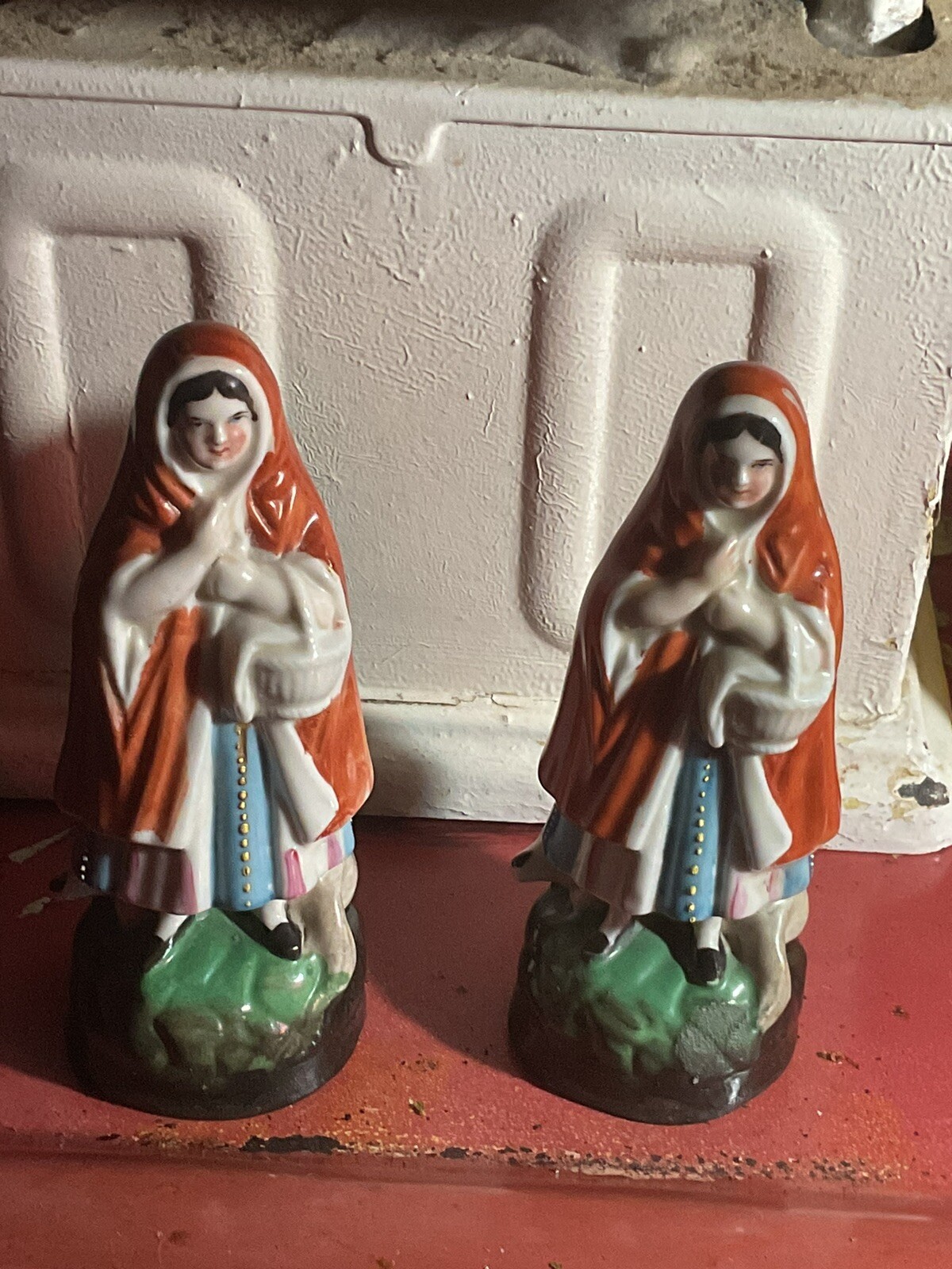 Picture 1 of 24