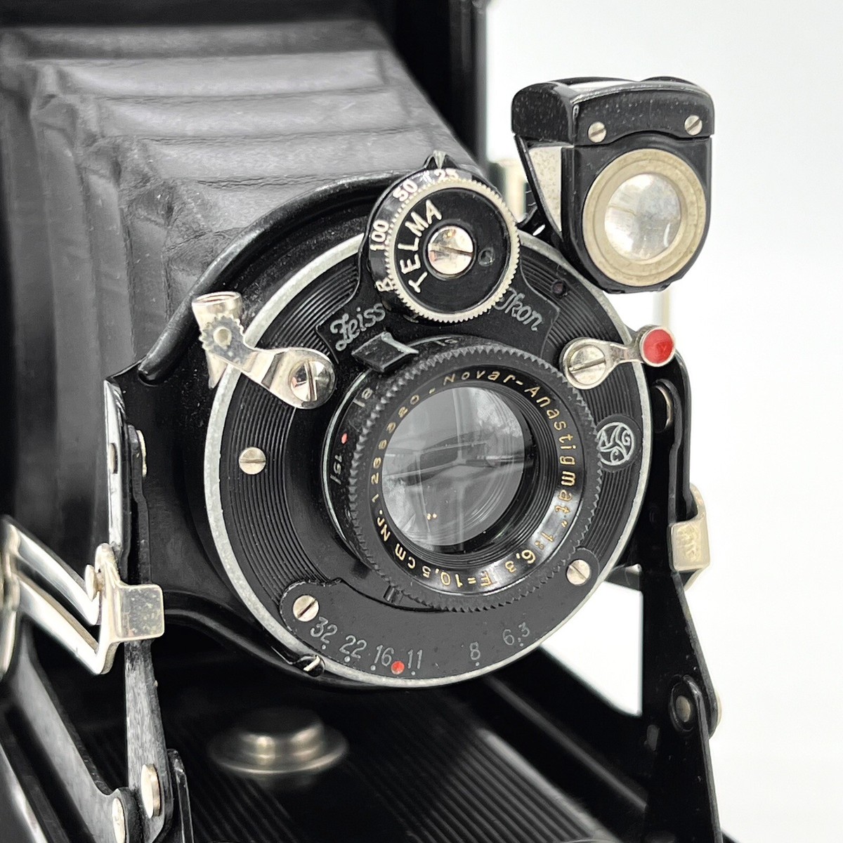 Zeiss Ikon Ikonta D 520/15 lens Novar 6,3 12 cm avec un étui 1931 Middenformaatcamera Zeiss Ikon Ikonta D 520/15 lens Novar 6,3 12 cm avec un étui 1931 Middenformaatcamera
