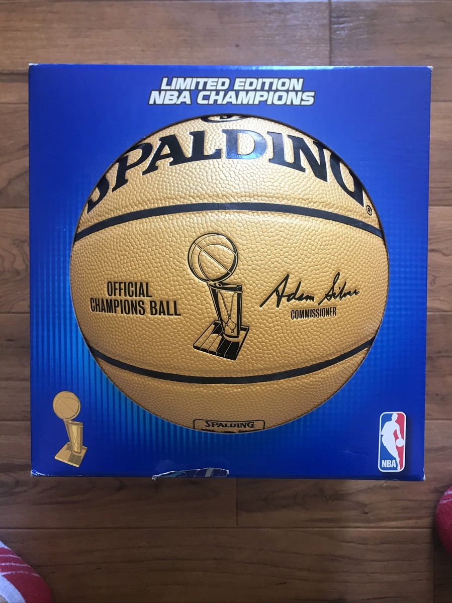 NBA チャンプ フィギュアセット 2015 ゴールデンステート・ウォリアーズ s-l1200.jpg