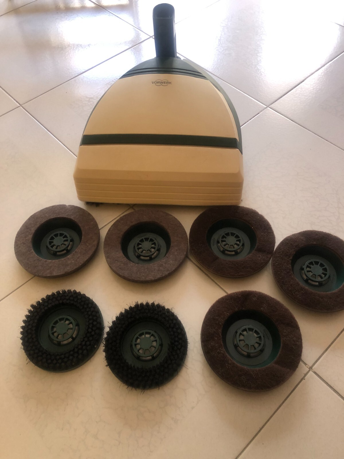 Foto 1 di 3