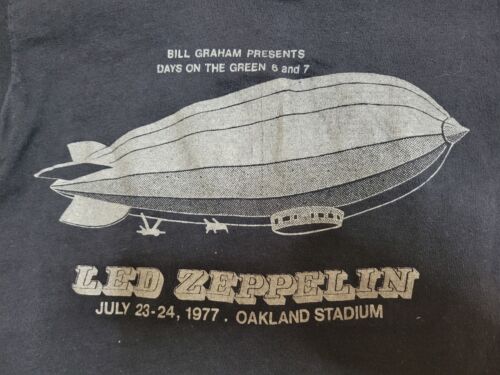 RARE Led Zeppelin Day on Green 1977 Oakland Stadium Concert T-Shirt Size SMALL - Picture 2 of 14