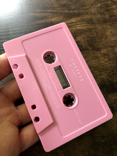 THE 1975 - LOVE ME / UGH! CASSETTE - ULTRA RARE PROMO CASSETTE - 2016 - Picture 5 of 5