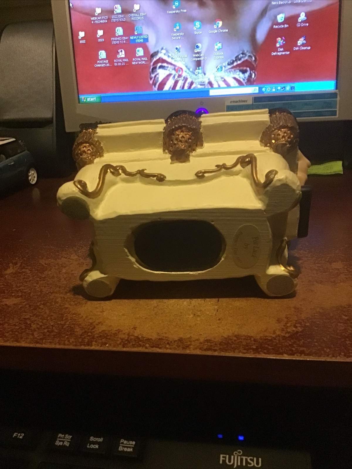 Picture 2 of 3