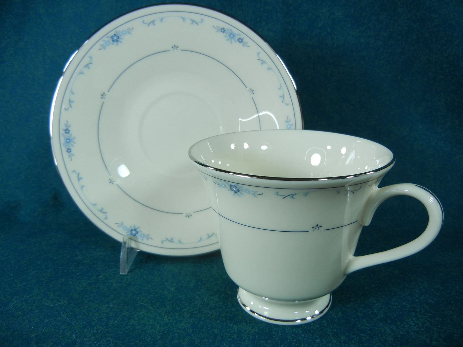 Lenox Carolina Blue Flowers Cup and Saucer Set(s)