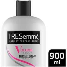 TRESemmé Body & Volume Conditioner with silk proteins and collagen 900ml