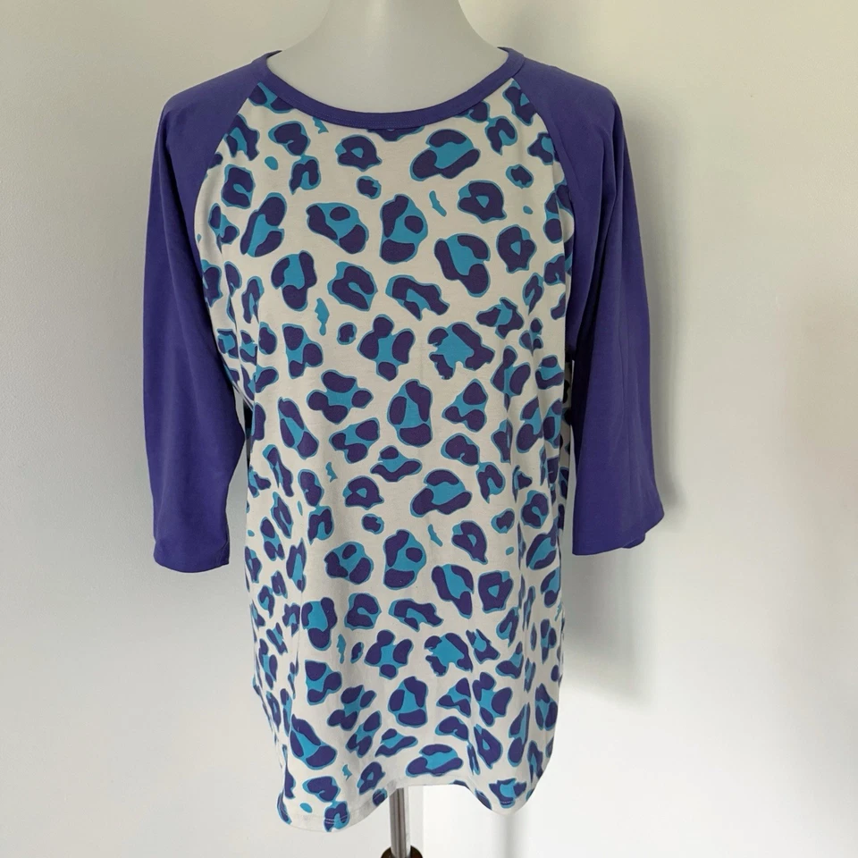 LuLaRoe Womens Top Tee Shirt XL Randy Tee 3/4 Sleeve Purple Blue Cheetah Leopard - Image 2 of 4