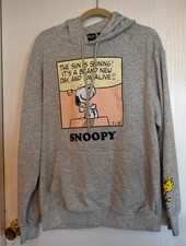 Peanuts Snoopy L hoodie sweatshirt in grey with snoopy on front and back