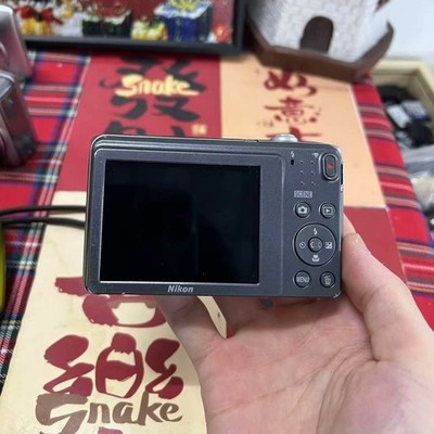Nikon Coolpix A300 Digital Camera 20.1MP 8xOptical Zoom Built-in