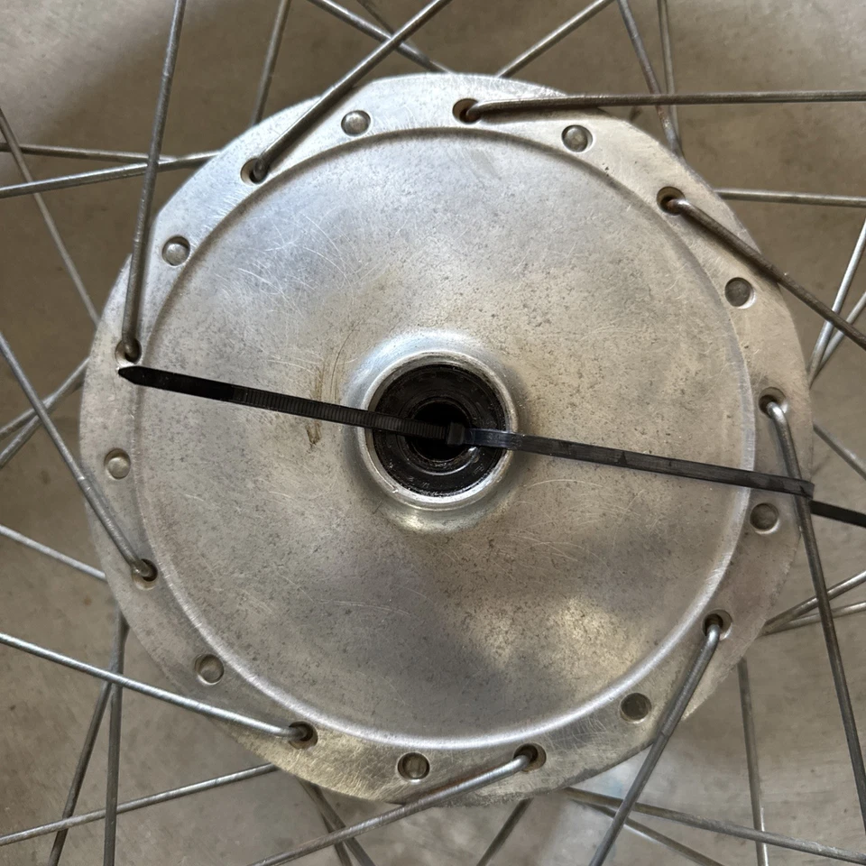 Yamaha RT3 360 1973 21" X 1,60" LLANTA DELANTERA 0672,AAQ Foto 3 de 4