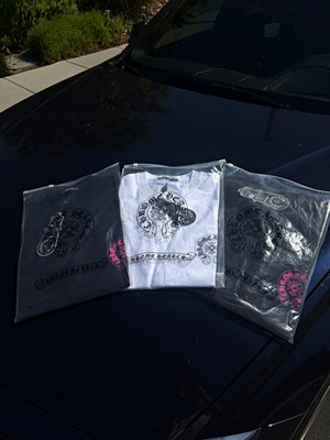 Chrome Hearts Men s Cross Logo Graphic Crew Neck Short Sleeve Cotton Tee