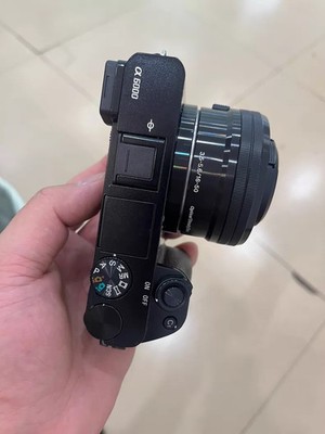 Kits Sony Alpha A6000 Digital Camera Lens with 16-50mm lens with Accessories