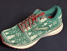 Rare Brooks Revel 3 Christmas Ugly Sweater Running Shoes 10.5M 12W BNIB 🔥🎄🏃🏼
