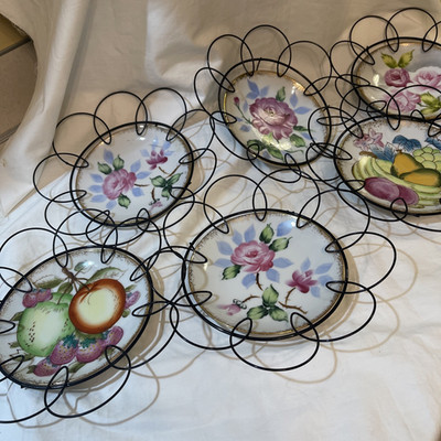 Lot of 6 Vintage Kitchen Wall Plates w/Black Metal Frames