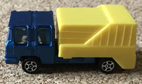Vintage Corgi Juniors Toys 3” Car Toy - Refuse Truck - Back Moves - Picture 2 of 6
