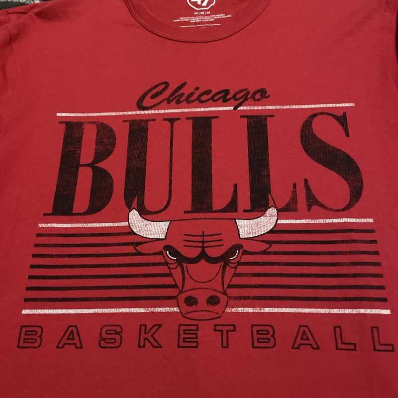 ‘47 NBA Chicago Bulls Basketball Long Sleeve Shirt Mens Medium RED