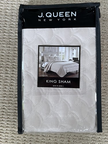BRAND NEW IN BAG, NEVER USED J Queen New York Satinique Grey King Shams - 2 SET - Picture 2 of 8