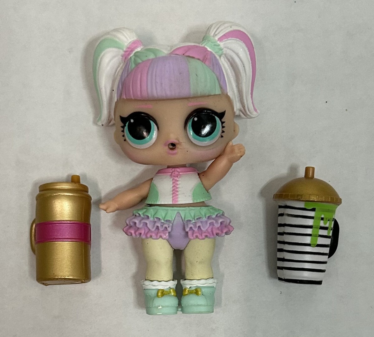 Lol Surprise Unicorn Doll Confetti Pop With Drink Accessories