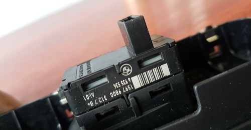 BMW 1 FENSTERSCHALTER VORNE LINKS BEIFAHRERSEITE 6935534