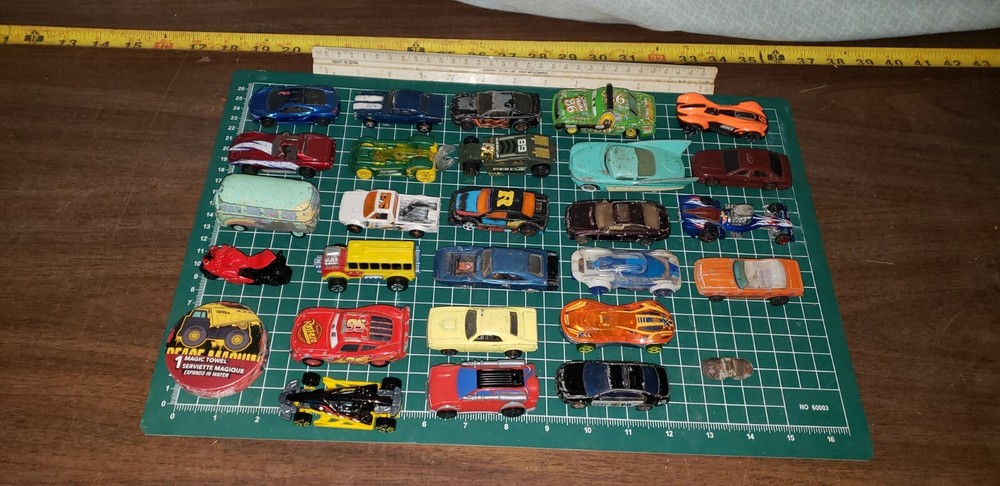 old hot wheels cars lot