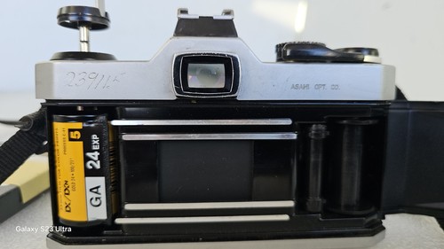 Pentax K1000 35mm Film Camera with SMC Pentax-M 50mm f/1.4 Lens+New Filter - Picture 13 of 20